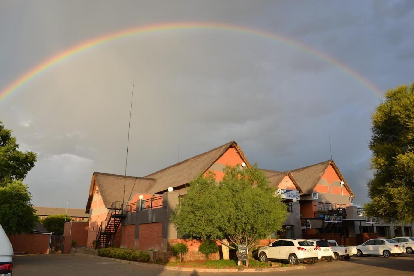 Best Overnight Modern & Private With King Size Bed Bloemfontein Eksteriør bilde